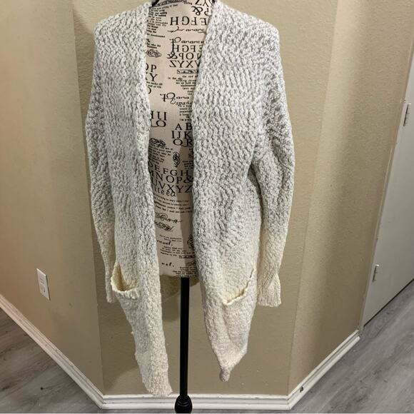 kaisley Sweaters - Kaisley‎ cardigan size medium